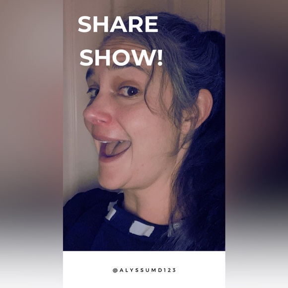 Other - Alyssa is going live! Like this listing to be notified!